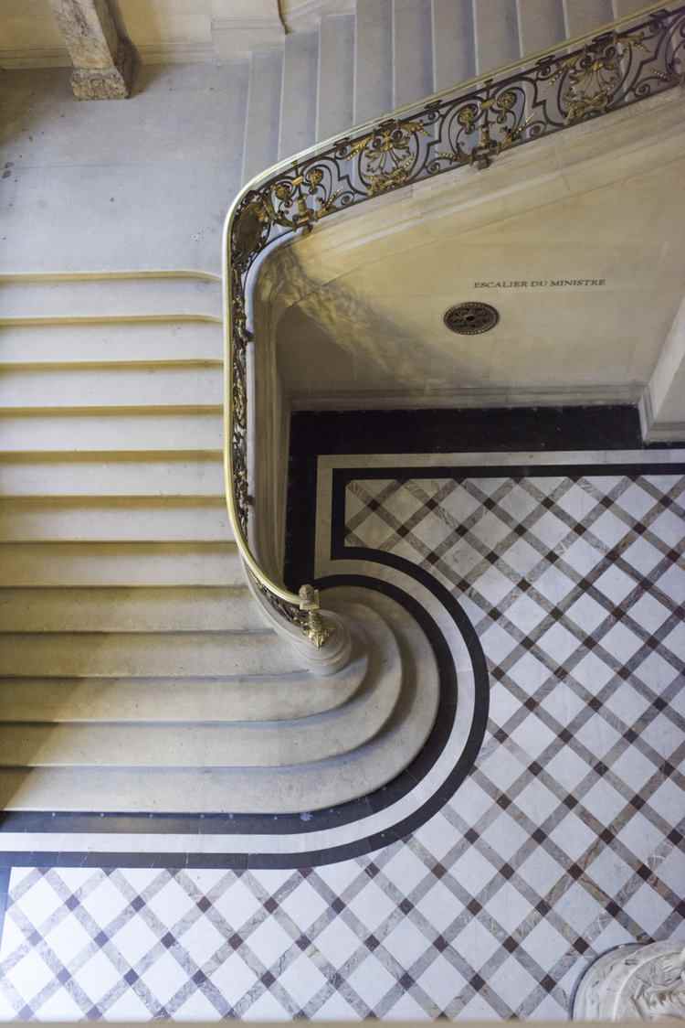Escadaria Museu du Louvre