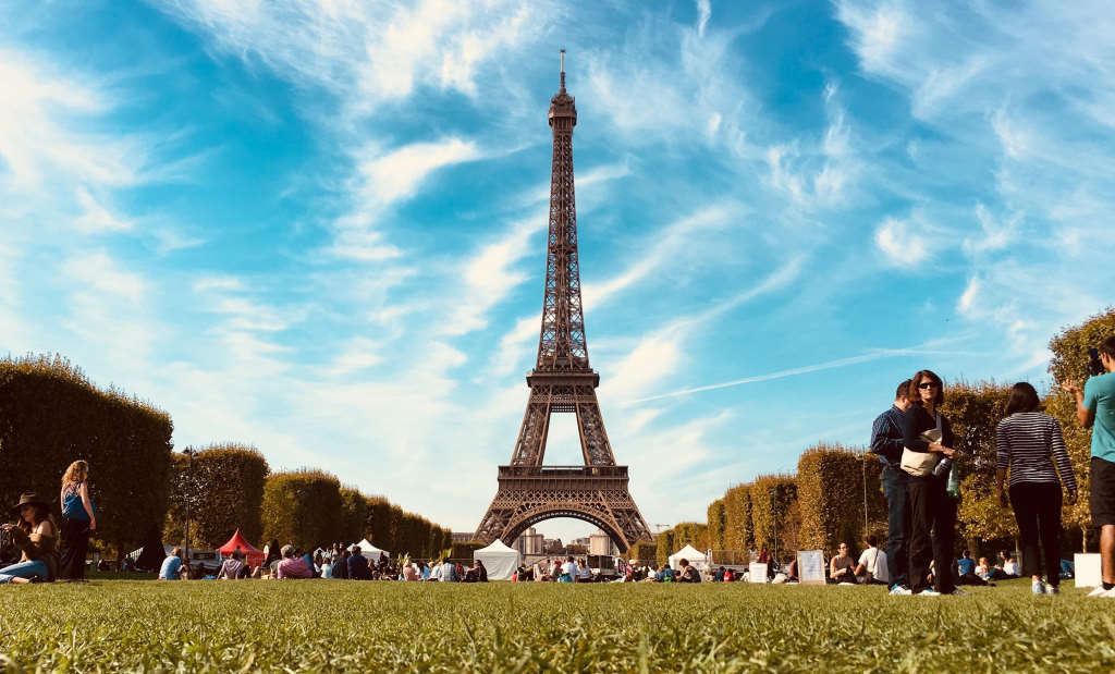 Pique nique no Champs de Mars - Torre Eiffel